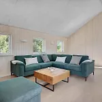 펜션 5 Bedroom Pet Friendly In Romo