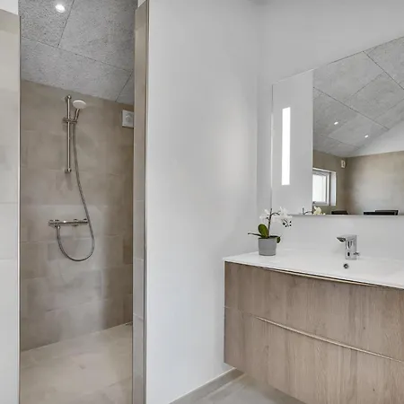 Casa vacanze 5 Bedroom Pet Friendly In Romo