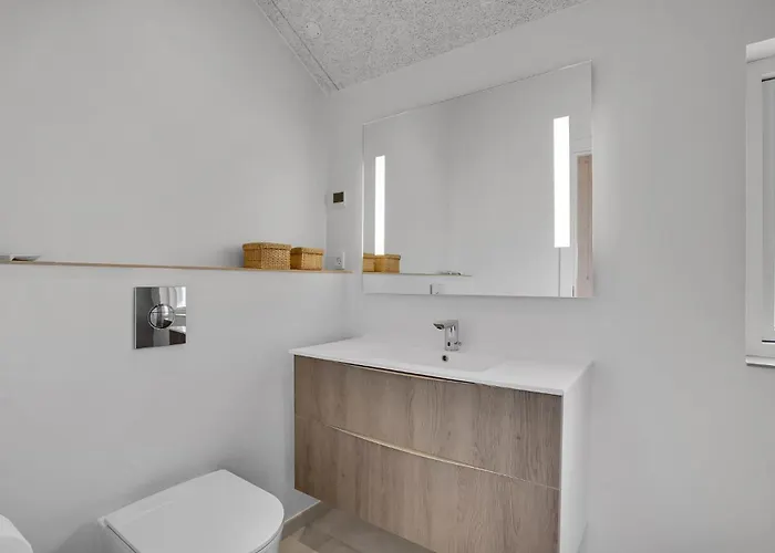 5 Bedroom Pet Friendly In Nyaraló